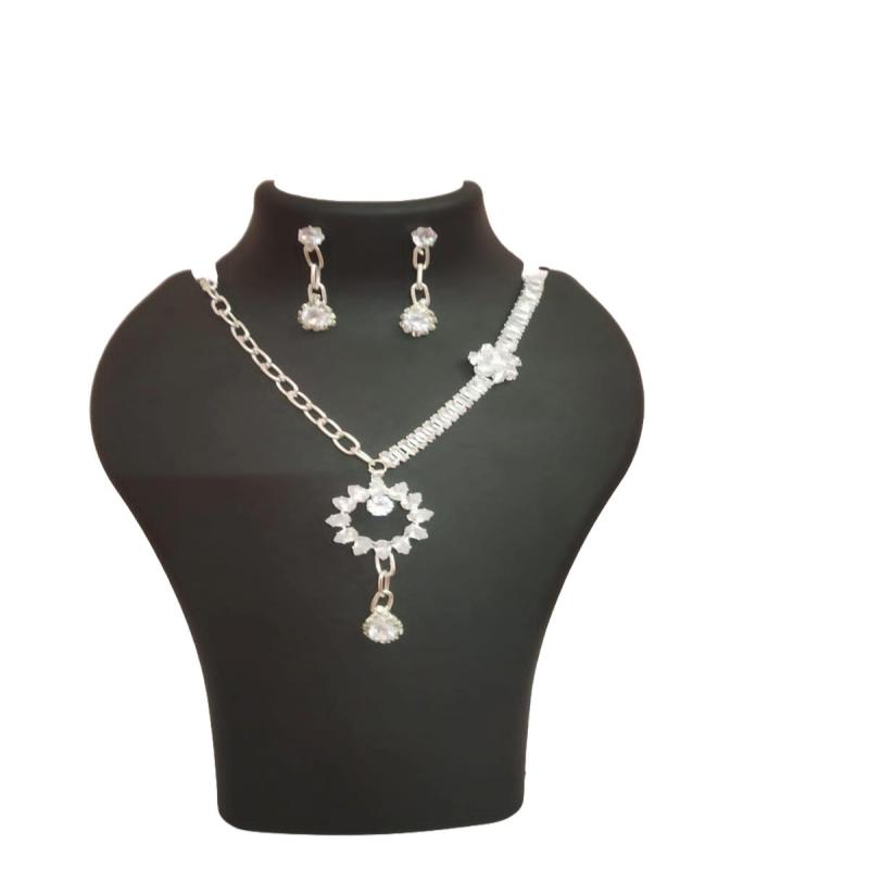 AD Stone Necklace Set