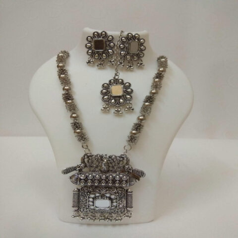 Junk Jewelry Set